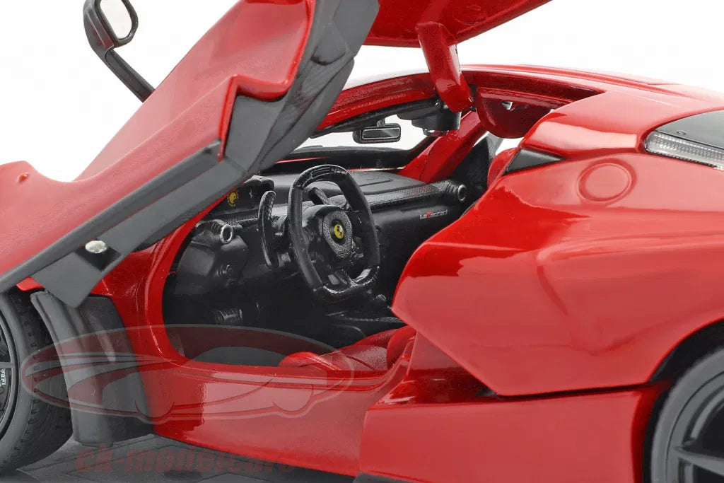 Bburago 1:18 Ferrari LaFerrari red