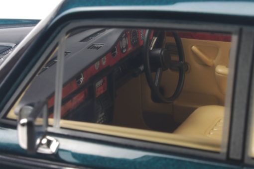 GT Spirit 1:18 Bentley T2