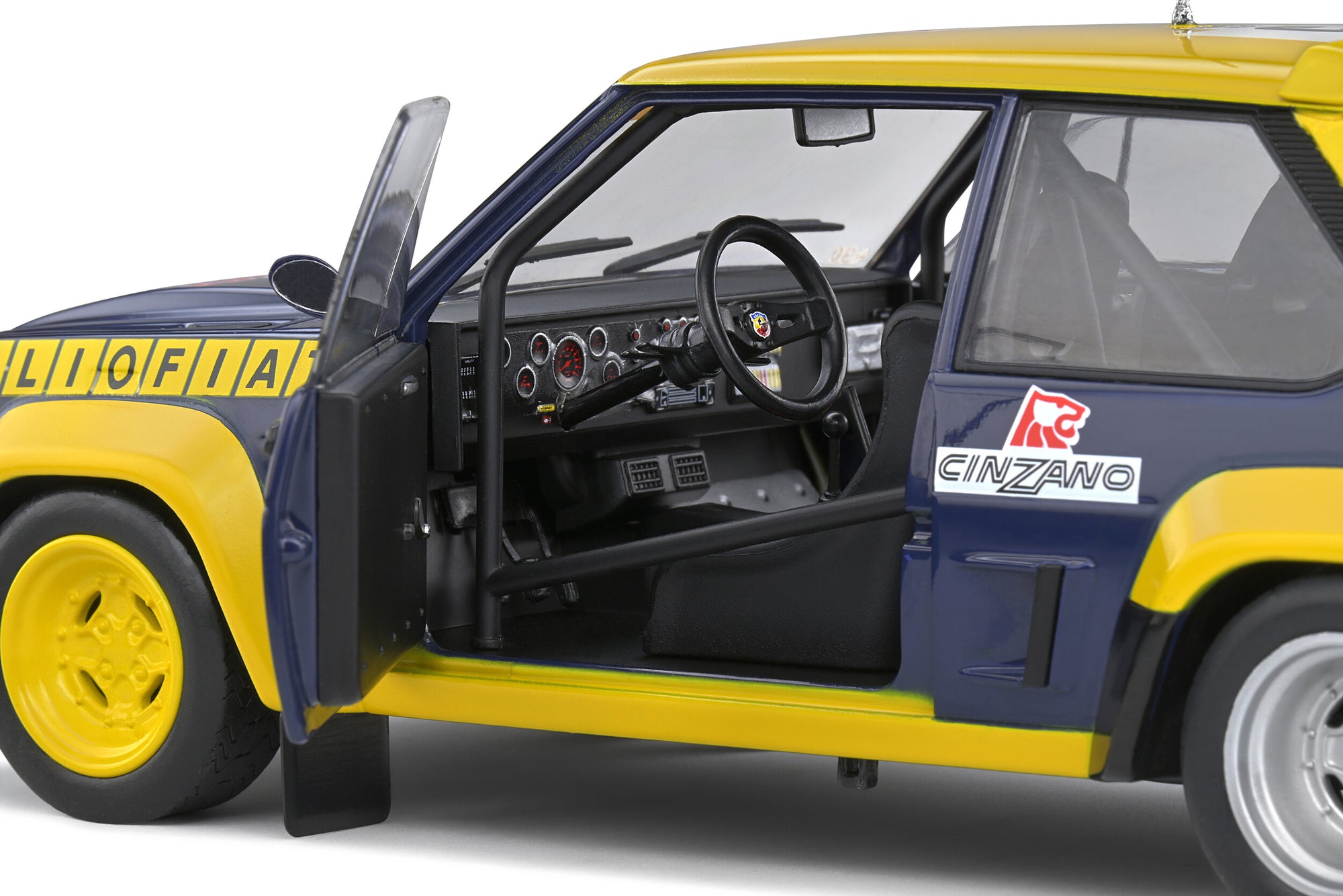 Solido 1:18 Fiat 131 Abarth – Tour de Corse – 1977 – #5 B.Darniche/A.Mahe