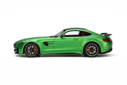 GT-SPIRIT 1:18 - MERCEDES BENZ - GT-R AMG V8 BITURBO 2017