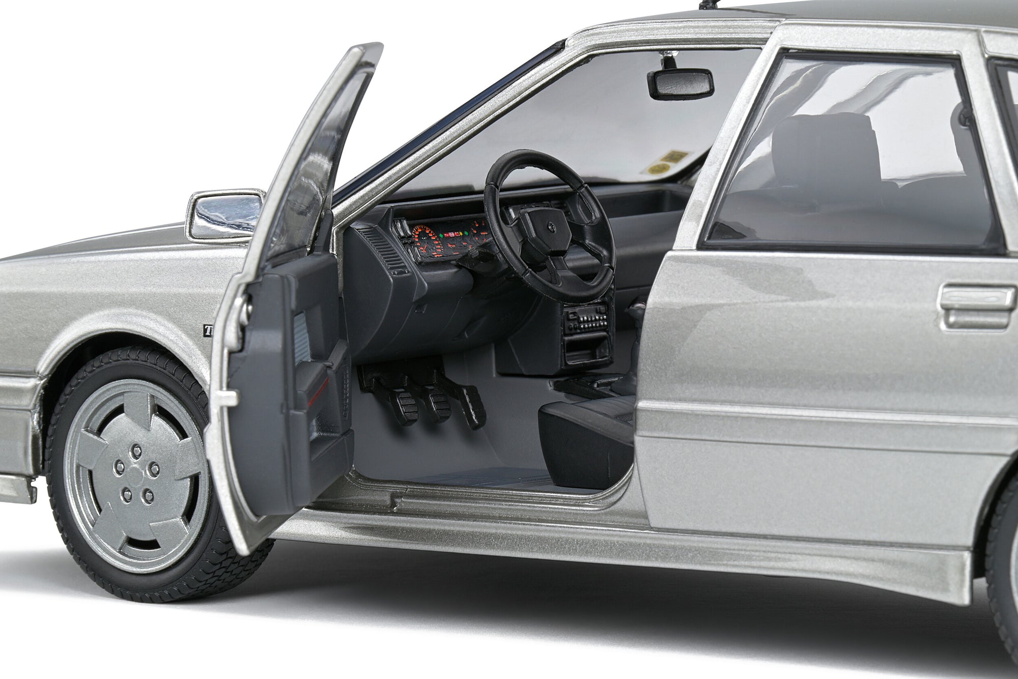 Solido 1:18 Renault 21 Mk.2 Turbo – 1990