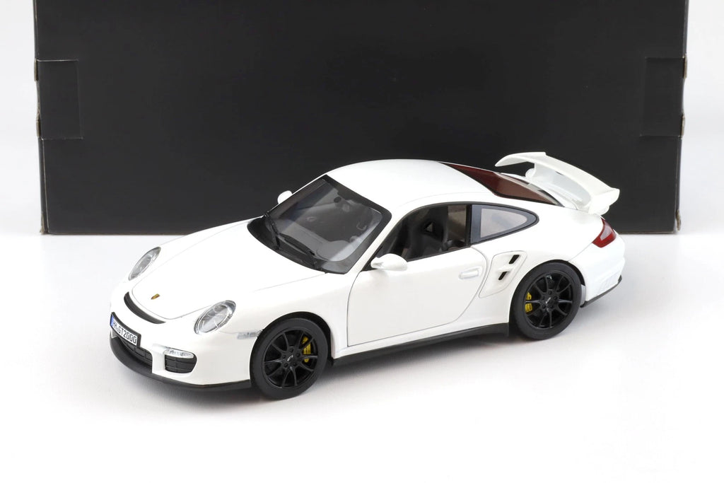 Norev 1:18 Porsche 911 997 GT2 Coupe 2007 White
