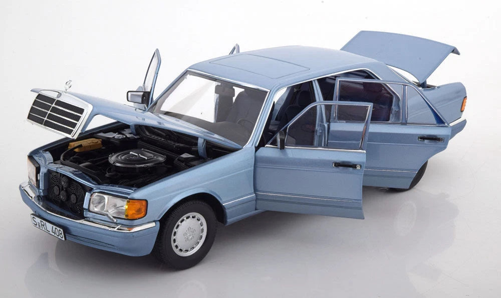 Norev 1:18 Mercedes 560 SEL W126 1991 light blue-metallic
