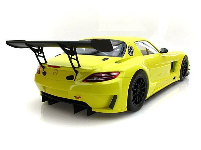 Minichamps 1:18 2011 MERCEDES SLS AMG GT3 STREET Yellow
