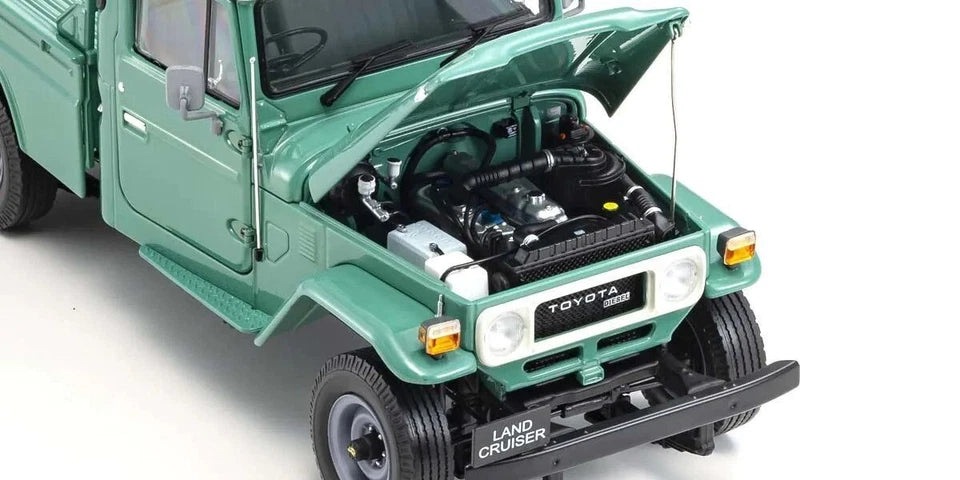 Kyosho 1:18 Toyota Land Cruiser 40 Pickup (Fashion Green)