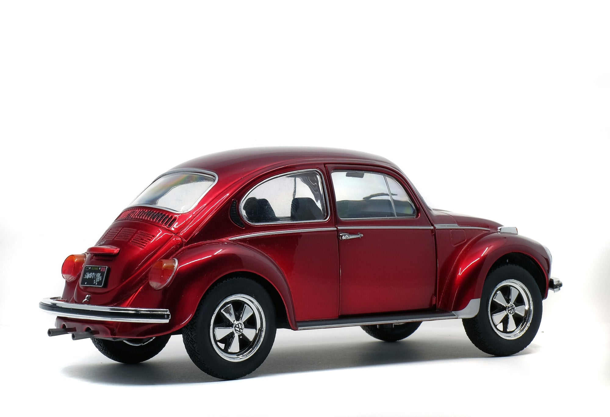 Solido 1:18 Volkswagen Beetle 1303 – Metallic Red – 1974