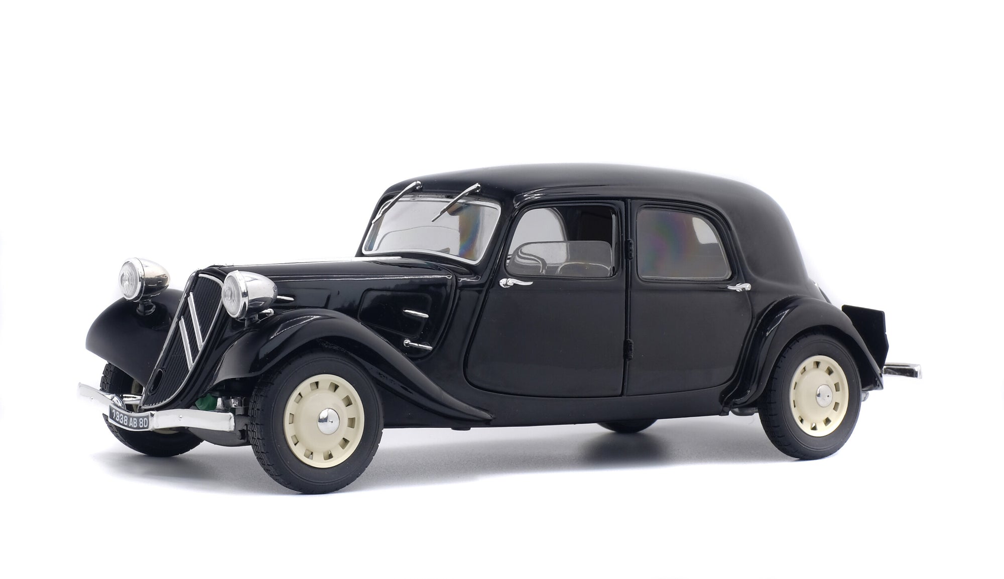 Solido 1:18 CITROËN TRACTION 11B – NOIR – 1937