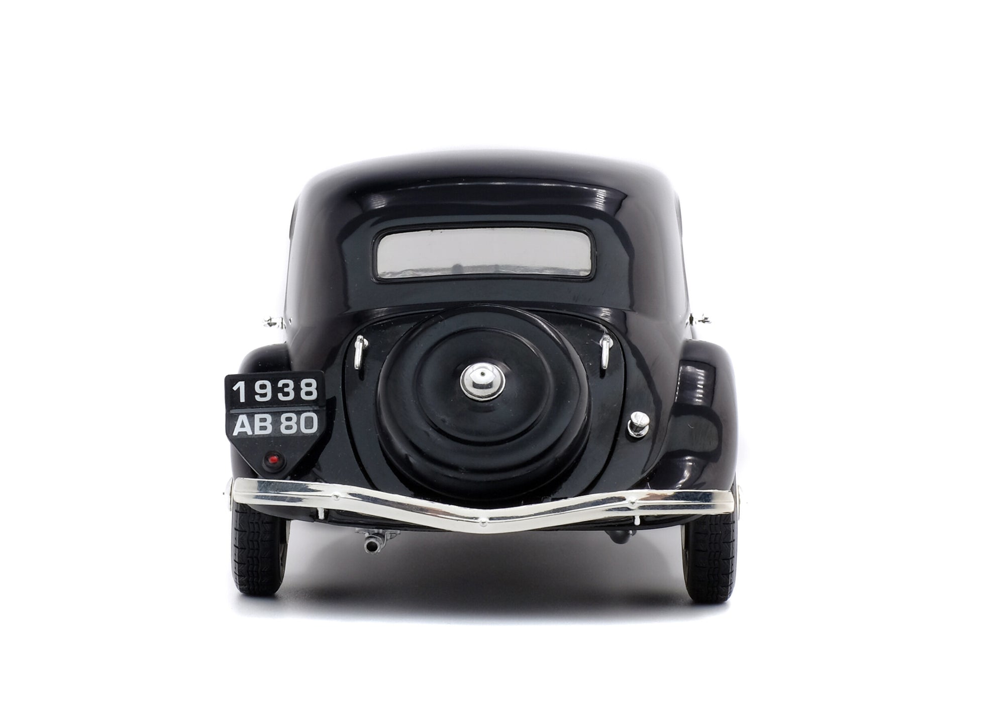 Solido 1:18 CITROËN TRACTION 11B – NOIR – 1937
