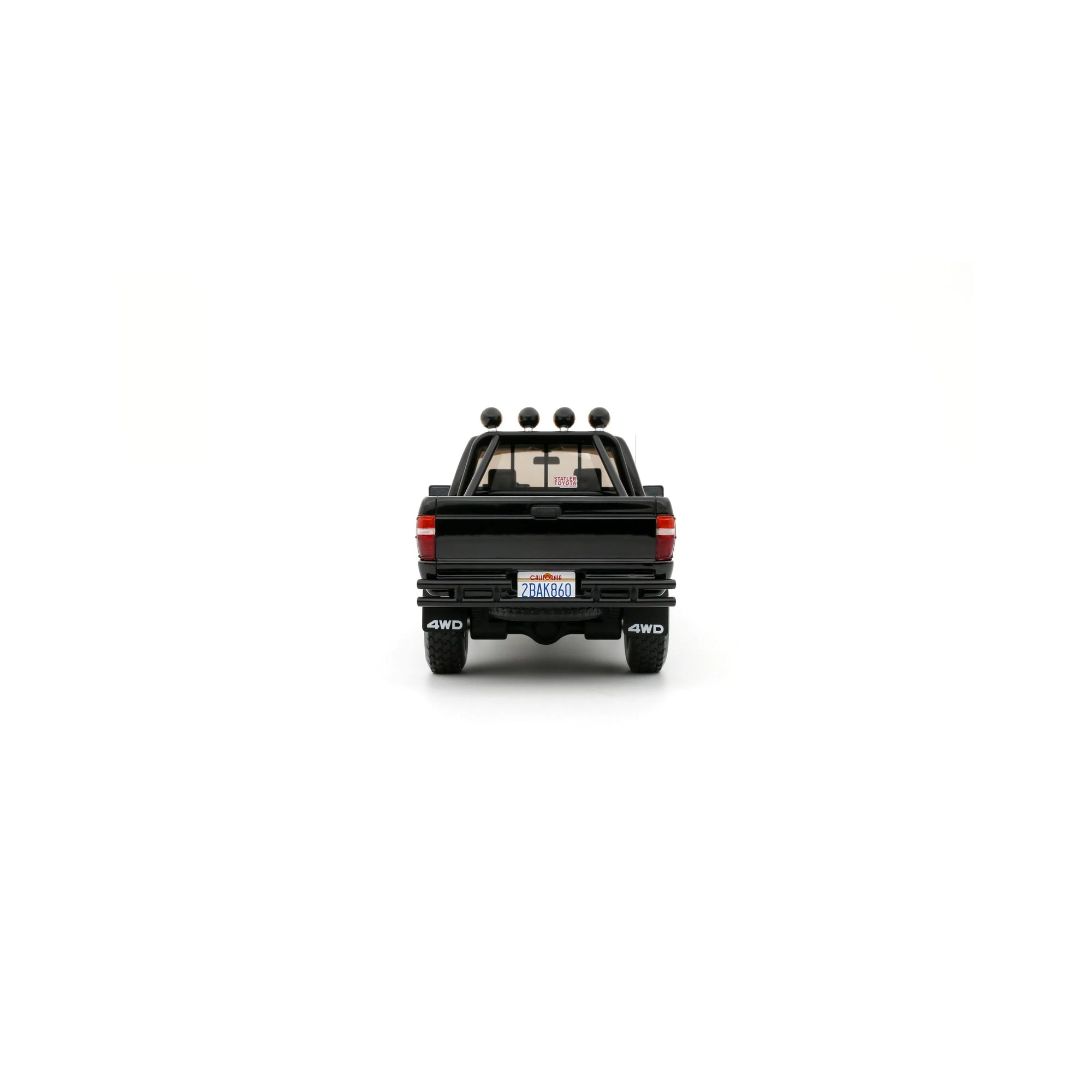 Ottomobile 1:18 Toyota Hilux SR5 Glossy Black 202 1985