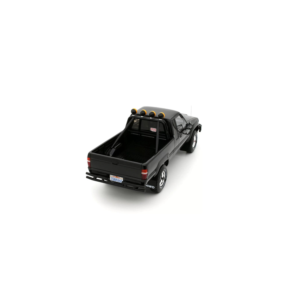 Ottomobile 1:18 Toyota Hilux SR5 Glossy Black 202 1985